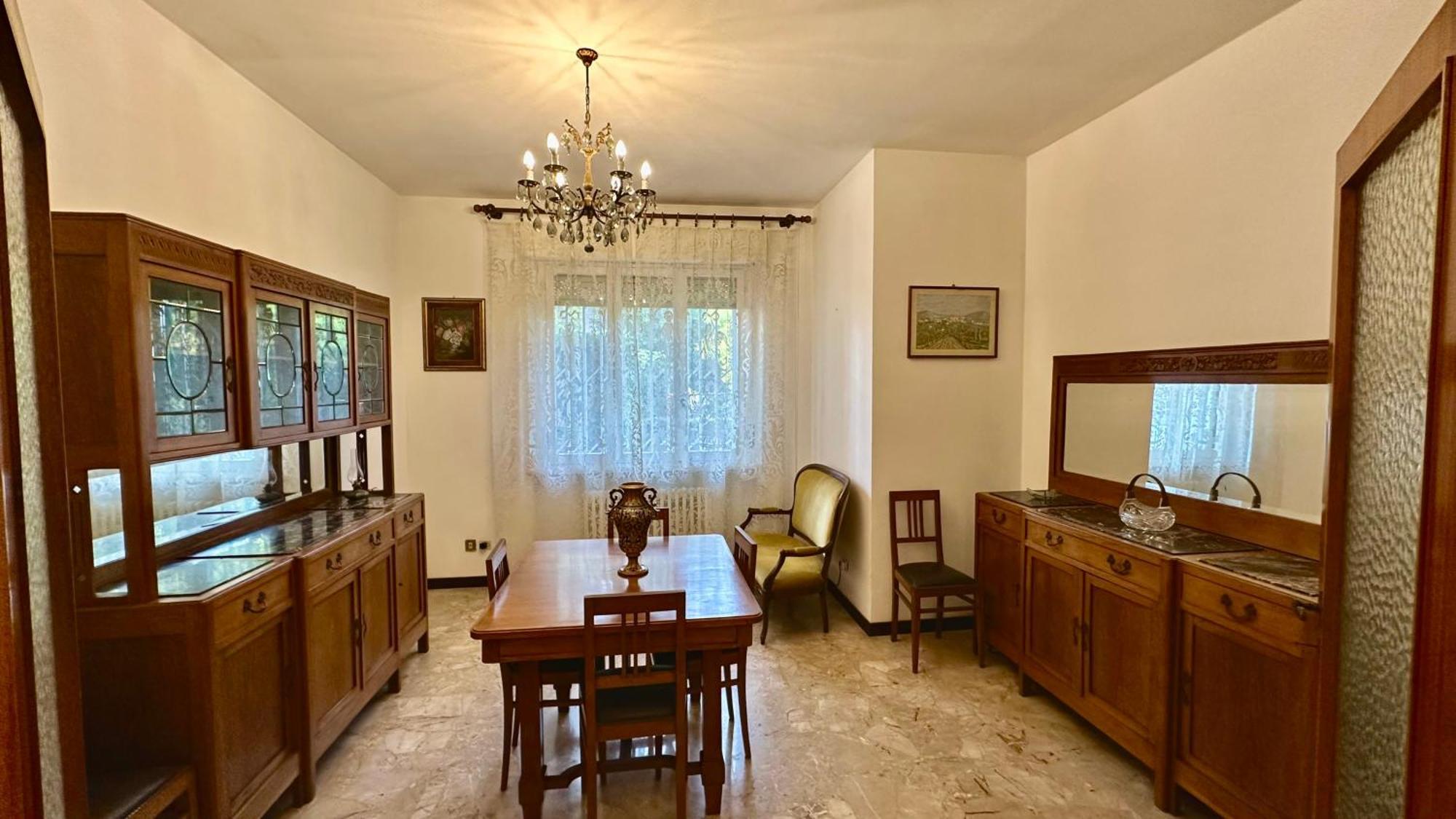 Apartment S325 - Sirolo, Quadrilocale In Centro Con Giardino E Posto Auto